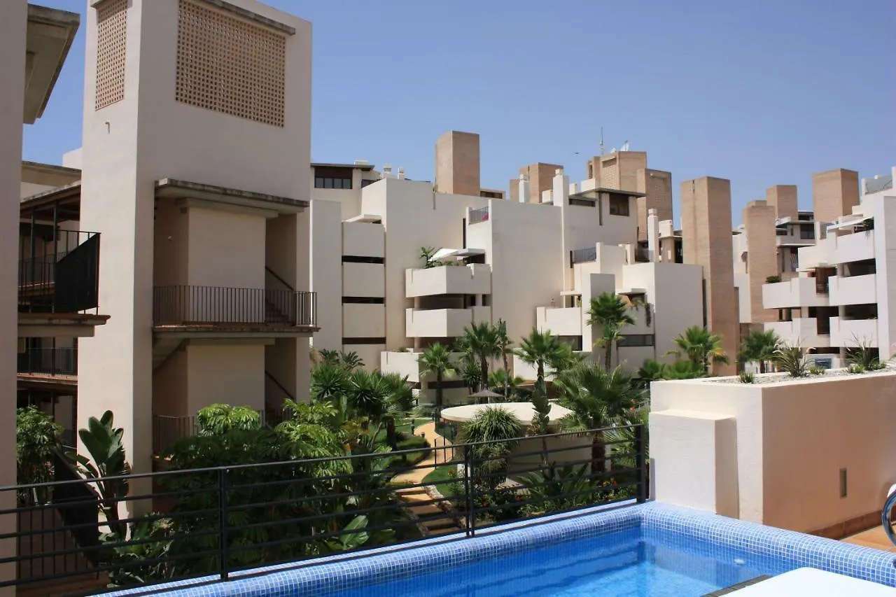 104 - Apartment With Private Swimming Pool Estepona