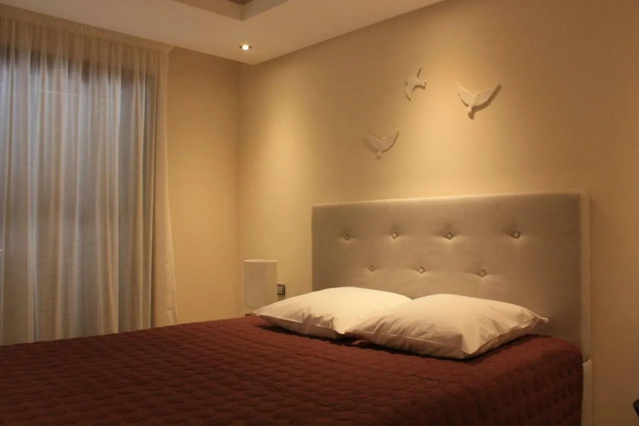 104 - Apartment With Private Swimming Pool إِستيبونا